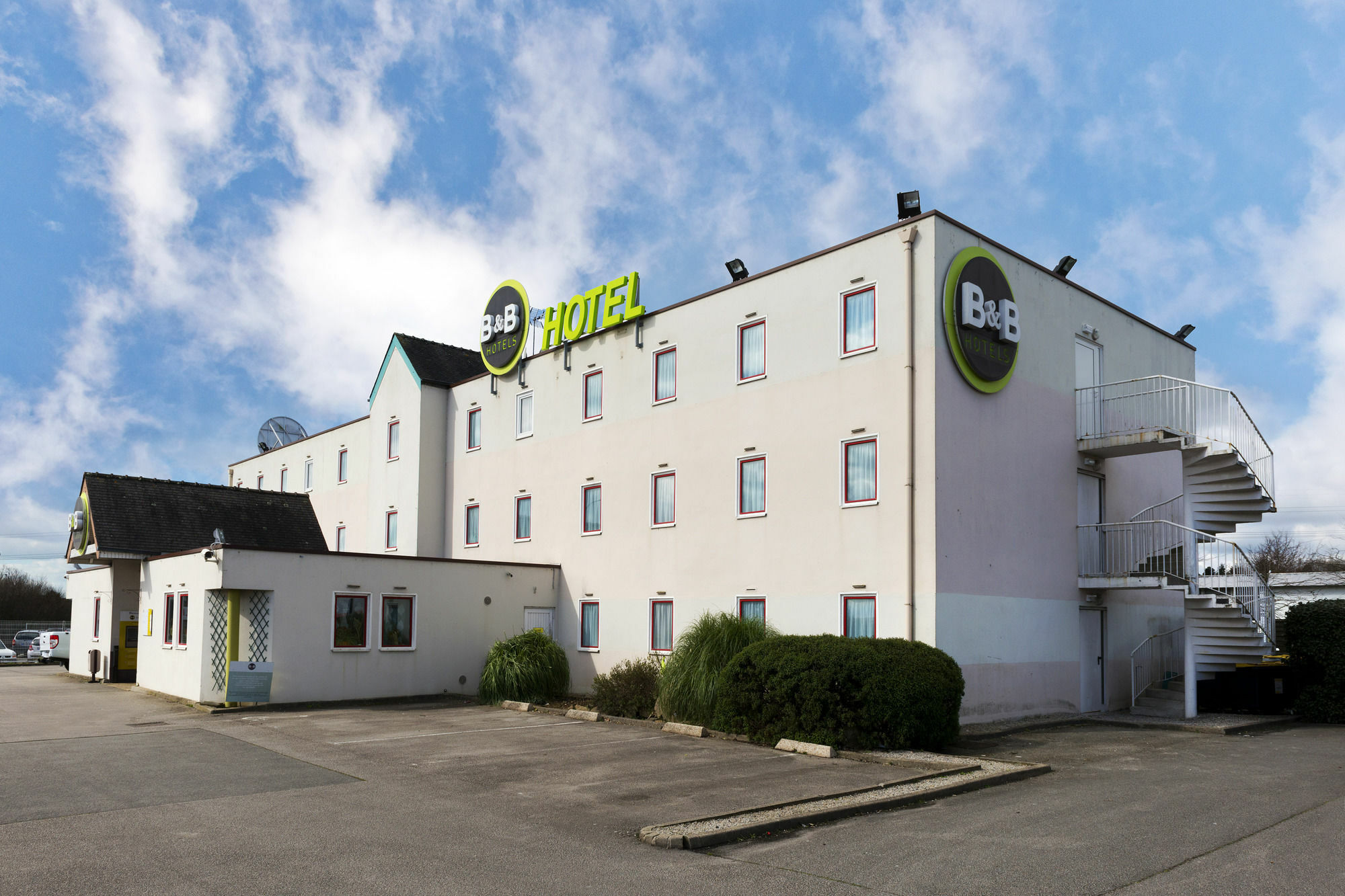 B&B Hotel Lorient Caudan Екстериор снимка